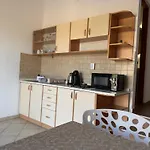 Appartement Bernarda 1 *