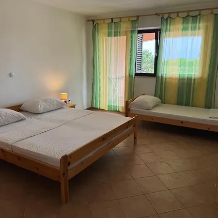 Apartment Bernarda 1 Nin