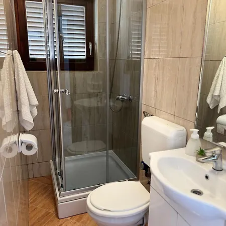 Bernarda 1 Apartment *
