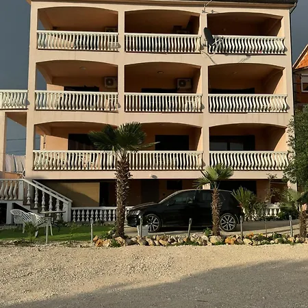 Bernarda 1 Apartment Nin