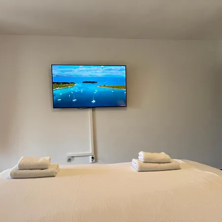 Bernarda 1 公寓 宁