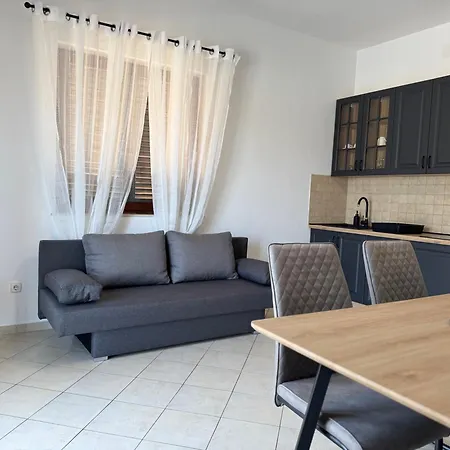 Bernarda 1 Appartement Nin