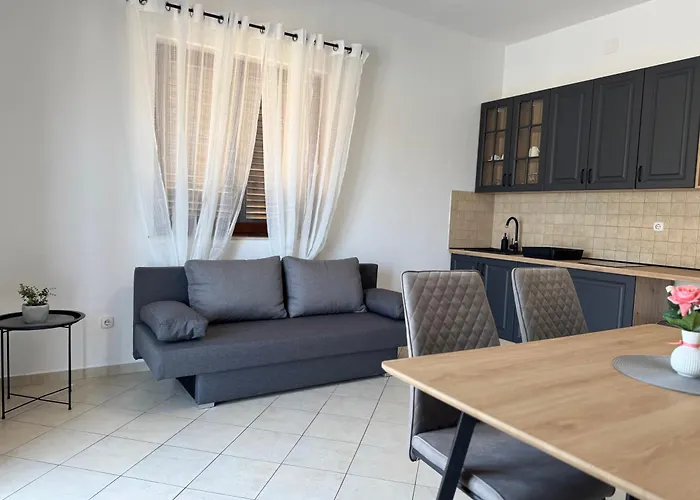 Bernarda 1 Апартаменты Нин